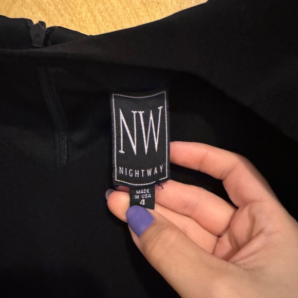 Nightway Black Jumpsuit sleeveless off-the shoulder wide-leg - Picture 3 of 6